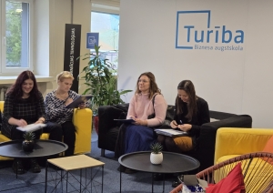 Attēlā ir attēlots ESF projekta “Pieeja tiesiskumam” apmācības 
