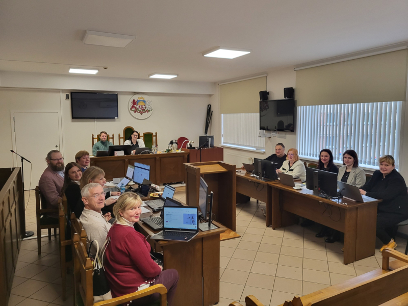 attēls ar delegāciju