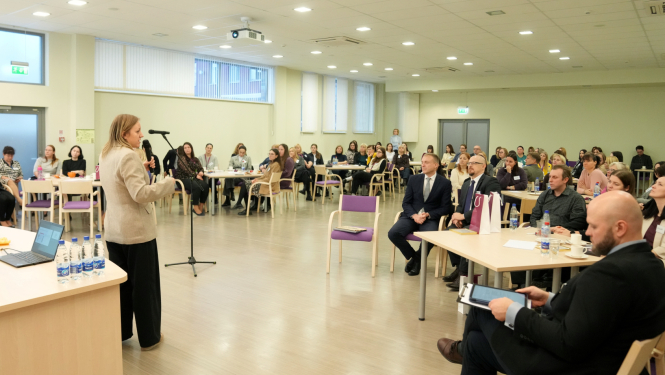 attēls ar delegāciju