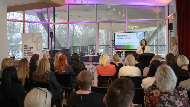 Attēlā redzami apmācību dalībnieki