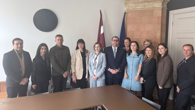 attēls ar delegāciju