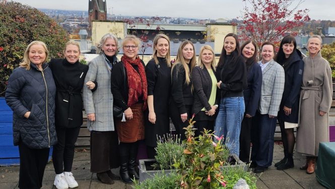 Attēlā redzami visi dalībnieki