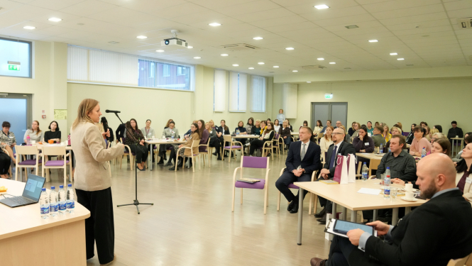 attēls ar delegāciju