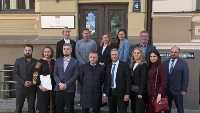 attēls ar delegāciju