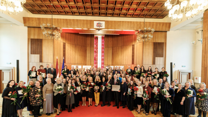 attēls ar delegāciju