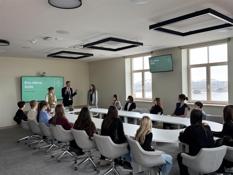 Attēlā redzami pasākuma dalībnieki