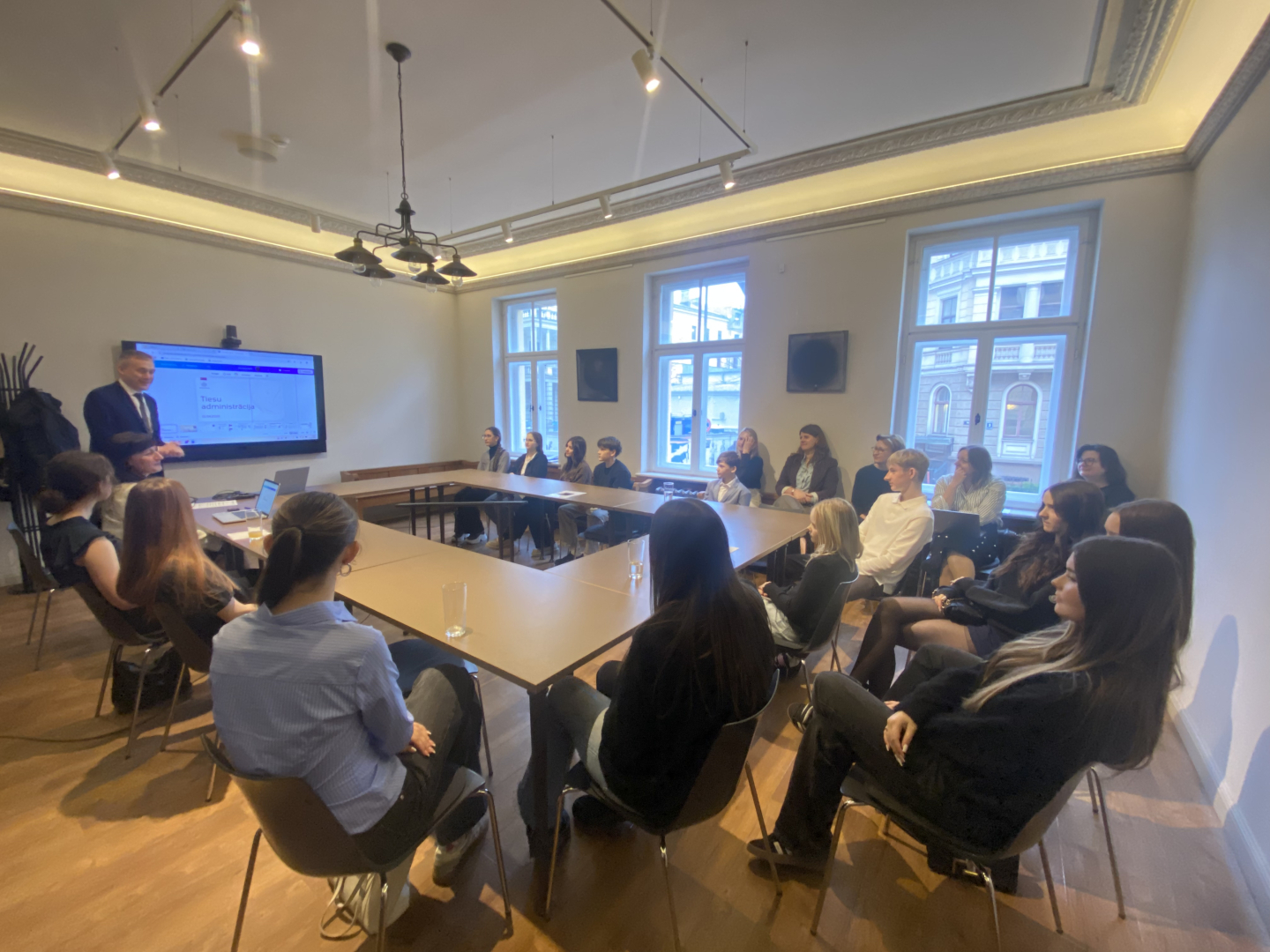 Attēlā redzami pasākuma dalībnieki