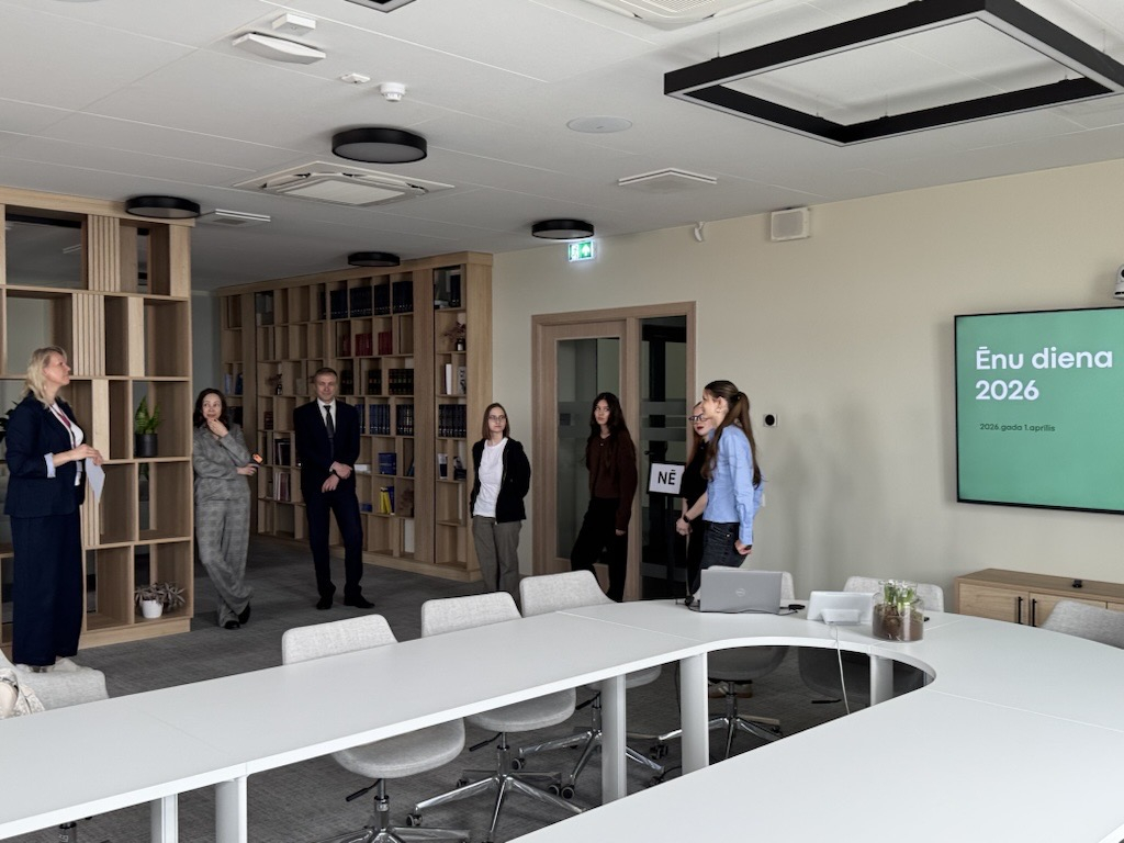 Attēlā redzami pasākuma dalībnieki