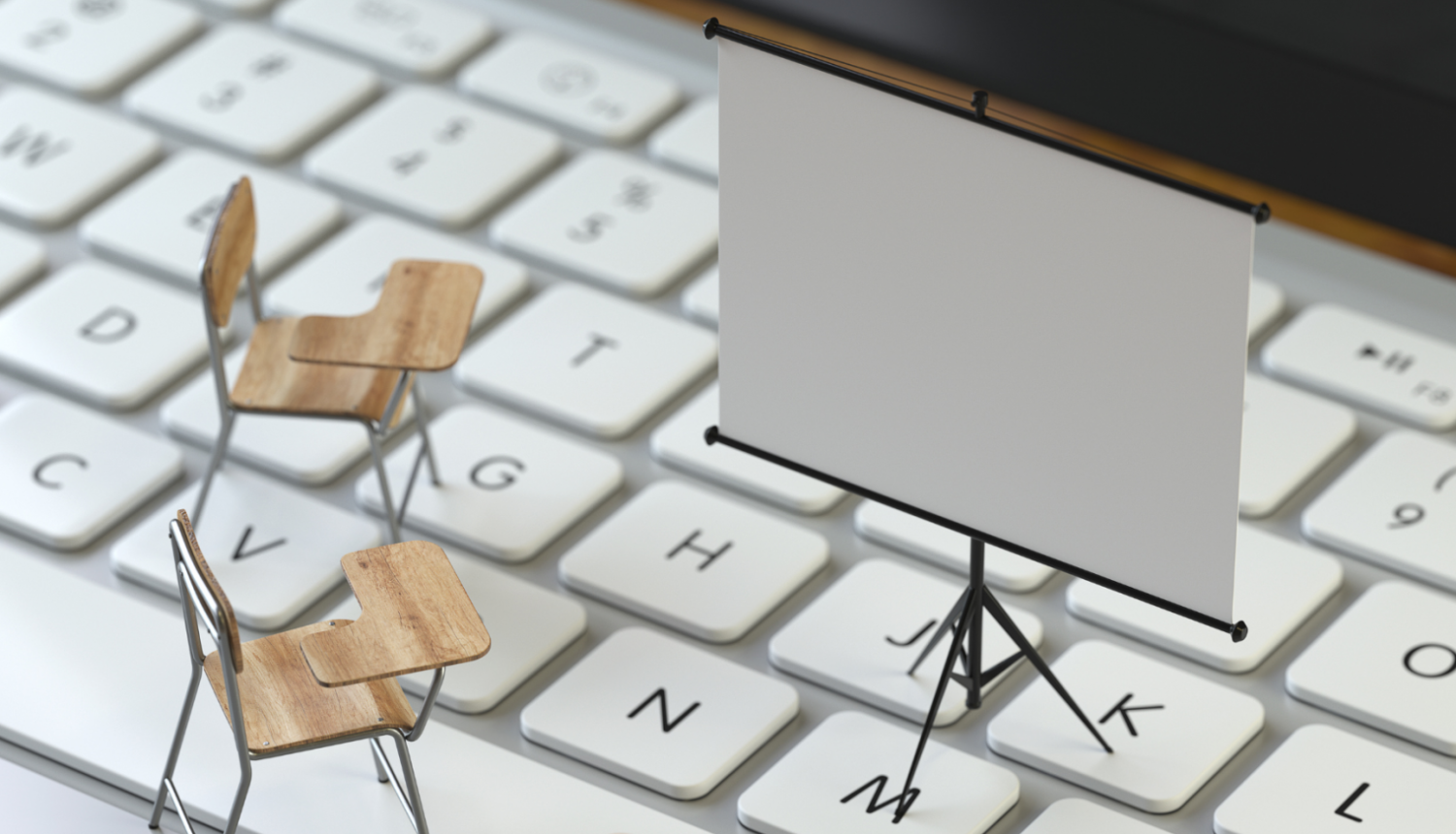 Attēlā attēloti krāsli ar tāfeli