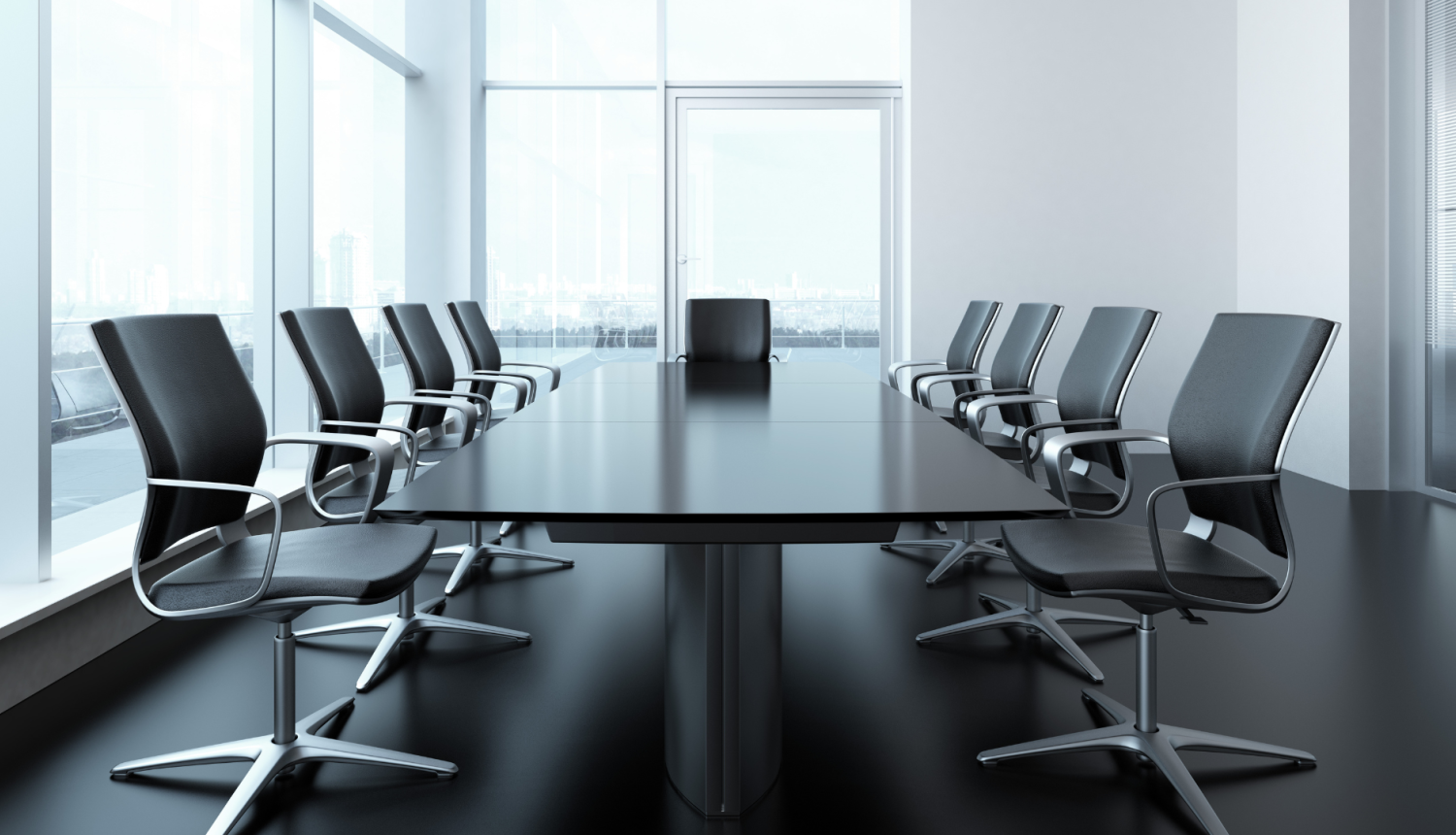 Attēlā attēlots galds ar krēsliem