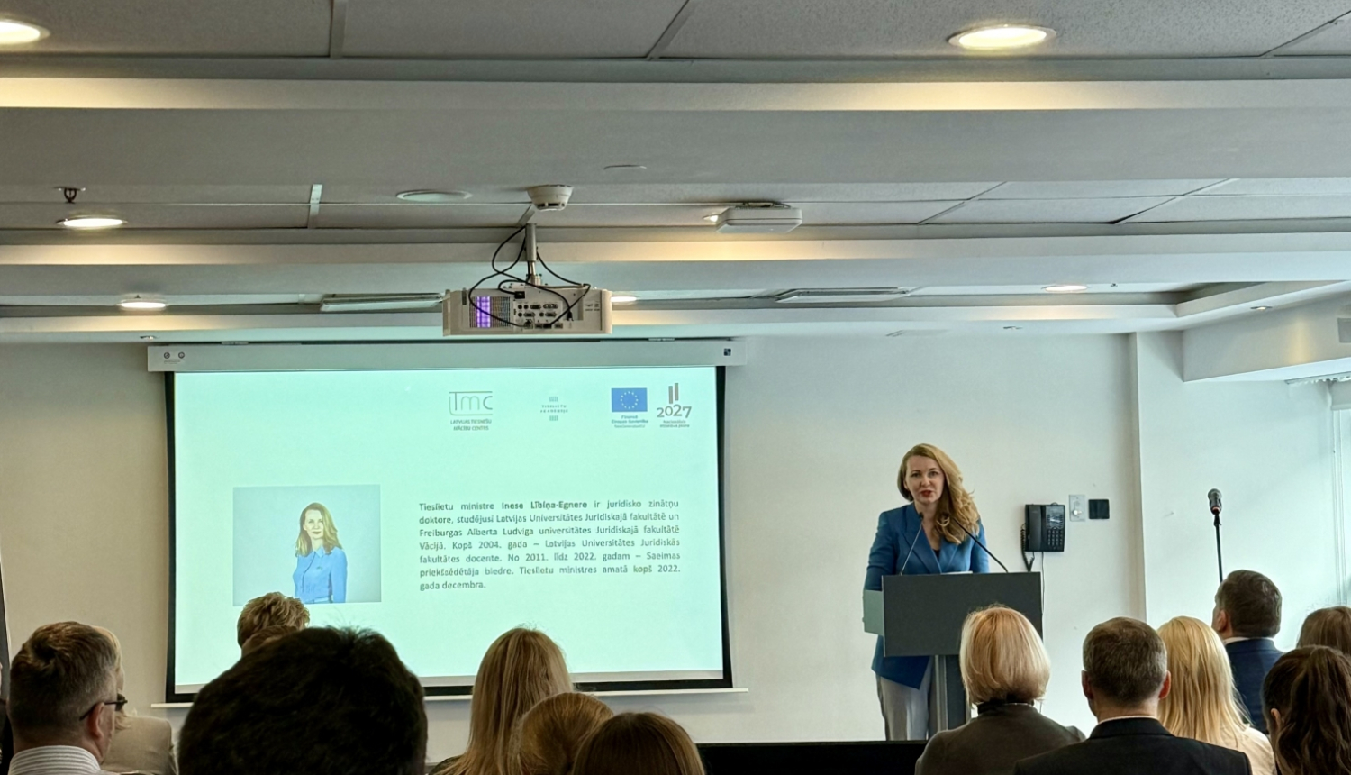 Attēlā tieslietu ministre Inese Lībiņa - Egnere