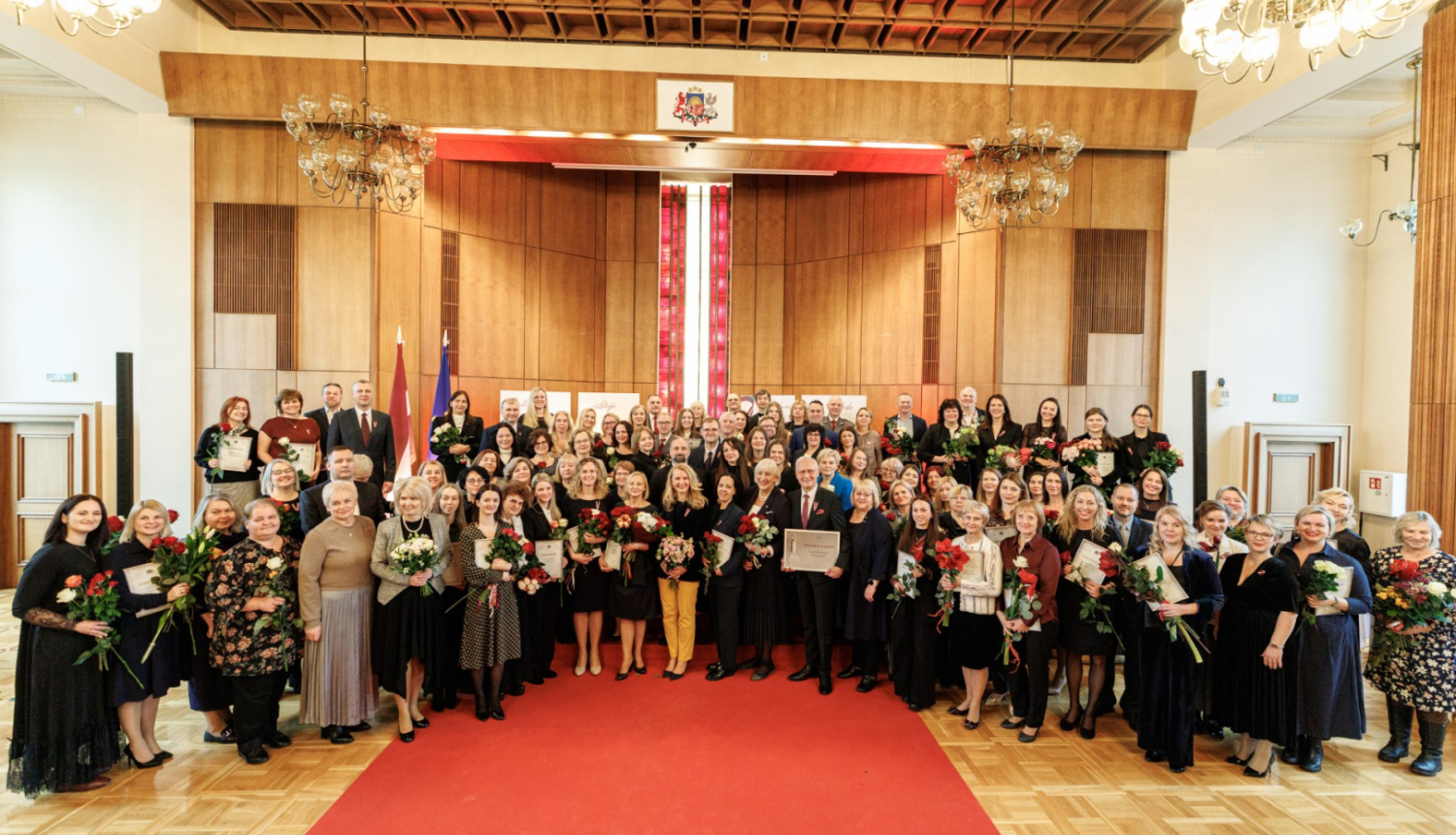 attēls ar delegāciju